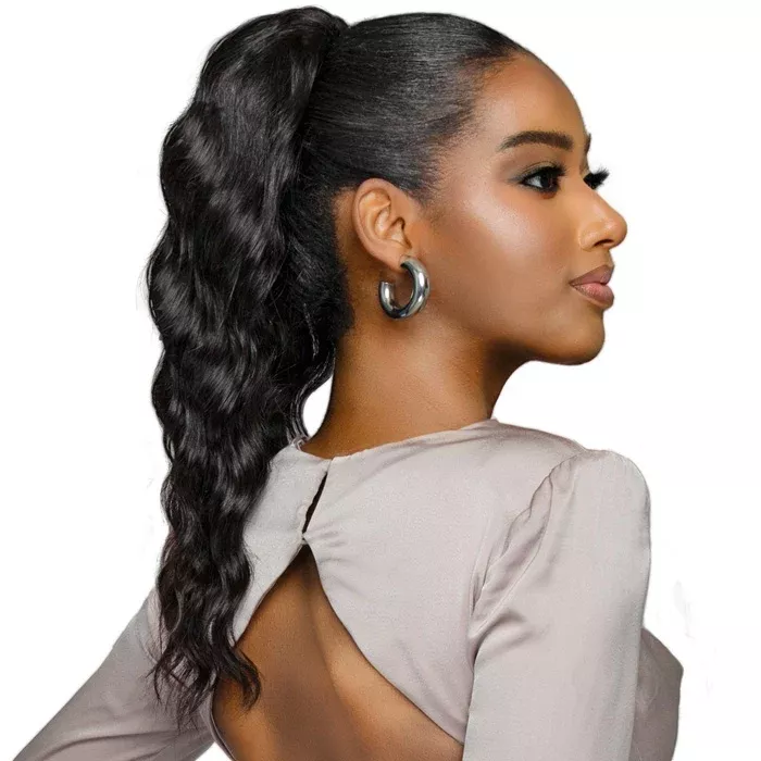 Bobbi Boss Boss Bundle Ponytail 100% Unprocessed Human Hair – BNP-LD18 LOOSE DEEP 18