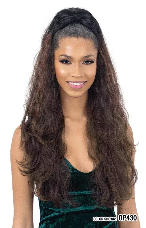 BODY WAVE 26″ GARDENIA PONYTAIL