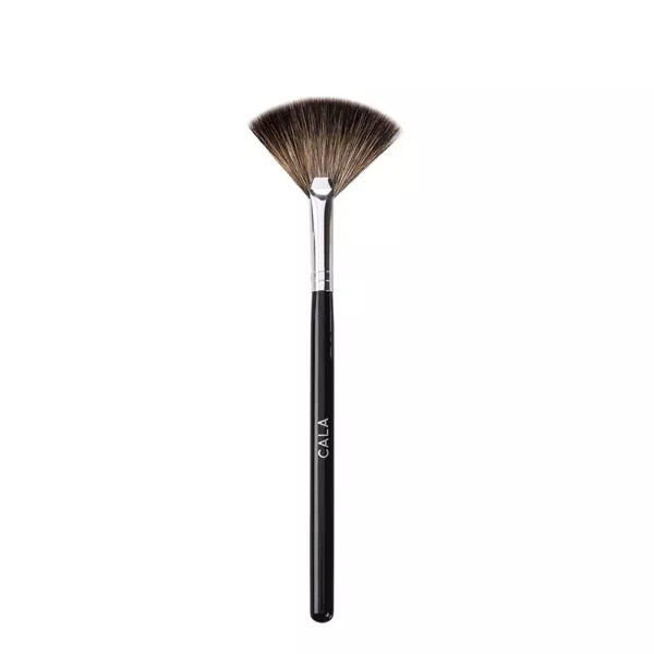 CALA STUDIO MASTER ANGLED FAN BRUSH