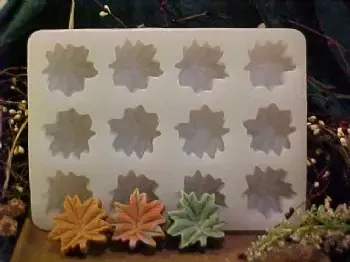 Fancy Maple Leaf Tarts 12 Cavity Silicone Mold 6076