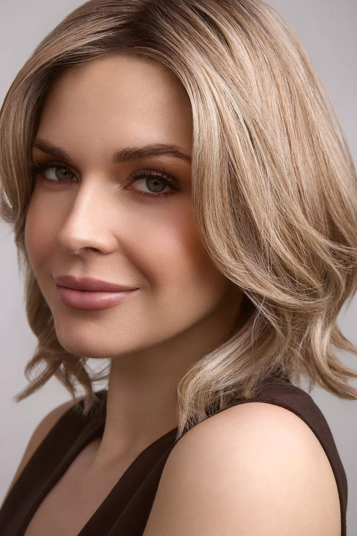 Farren Wig by Amore | Monofilament & Hand Tied
