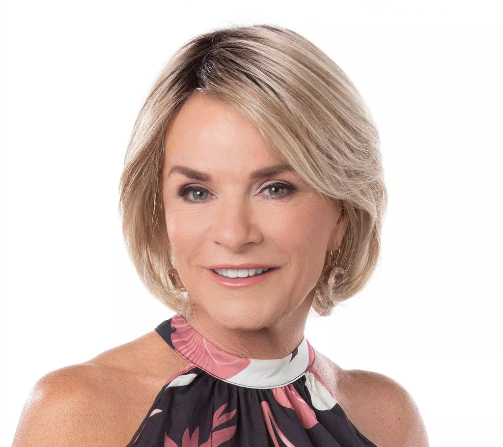 Flattering Wig by Toni Brattin | Synthetic (Average Cap)