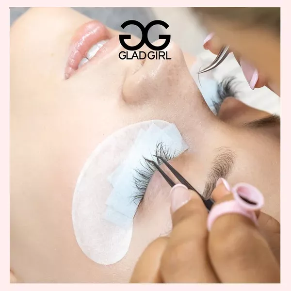 GladGirl Academy Instructor Training - Classic Eyelash Extensions