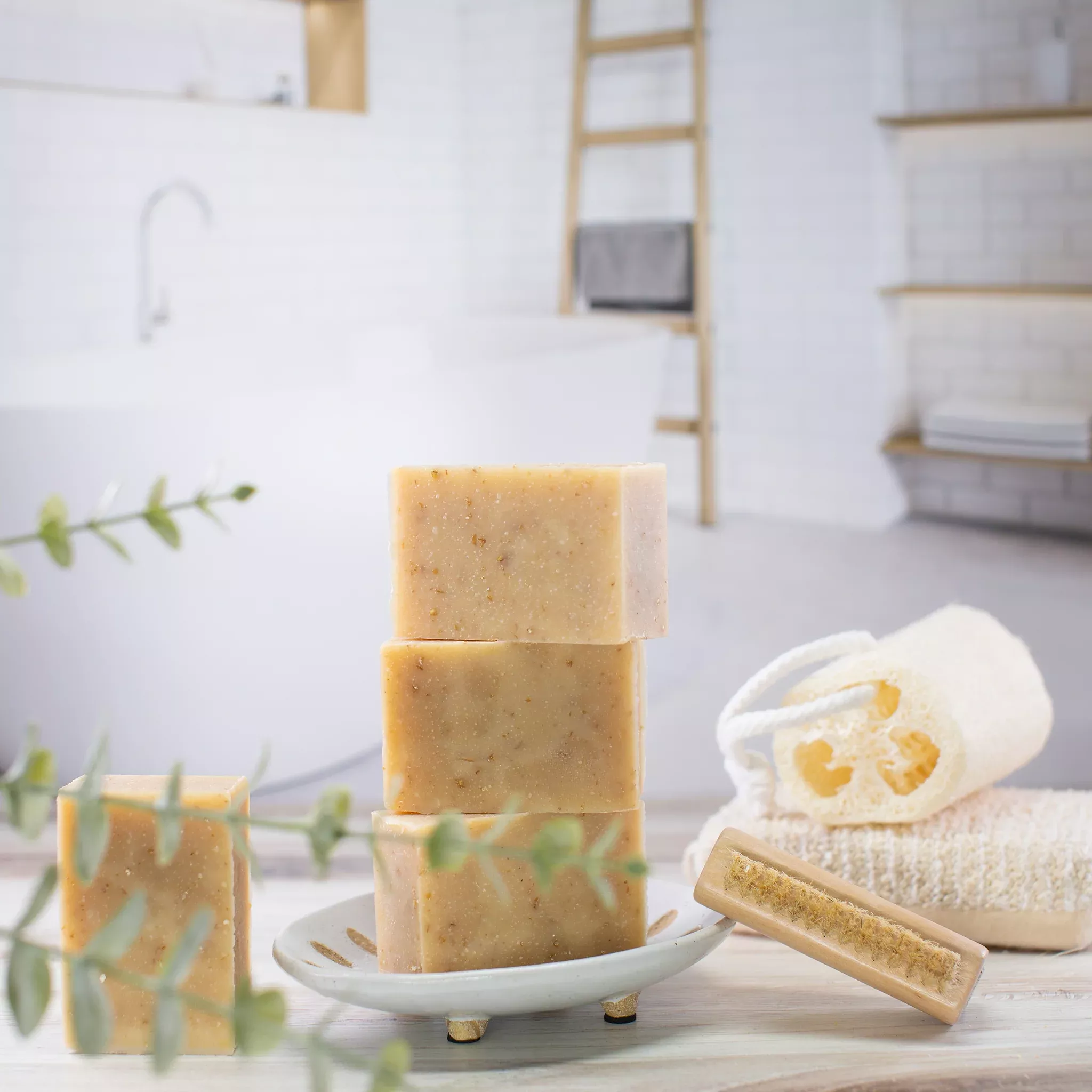 Manuka Honey and Oat Bar Soap – 5oz