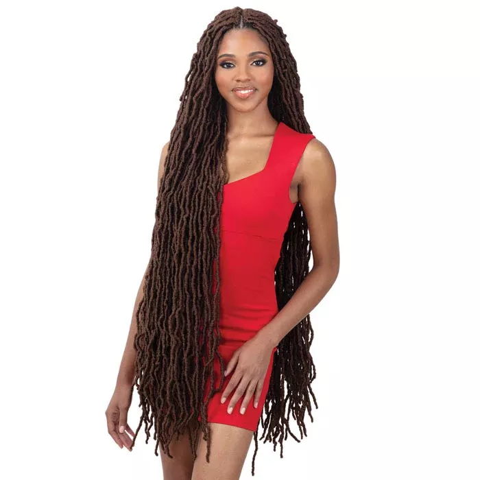 Model Model 3X Jamaican Loc Braid 36