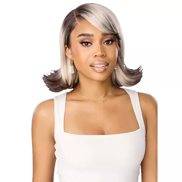 Outre Melted Hairline Glueless HD Transparent Lace Front Wig – MH 146