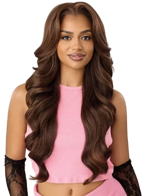 Outre Perfect Hairline TrueFrontal Fully Hand-Tied 13X6Lace Front Wig- PEAK 719