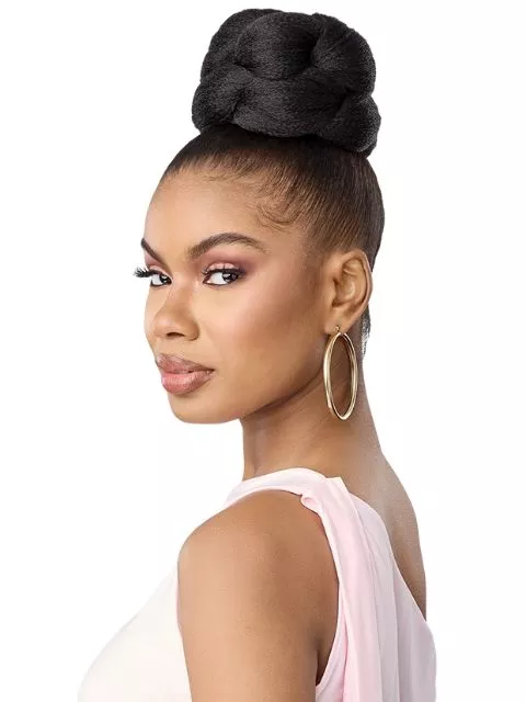 Outre Pretty Quick Premium Synthetic Bun - JUMBO BRAID BUN