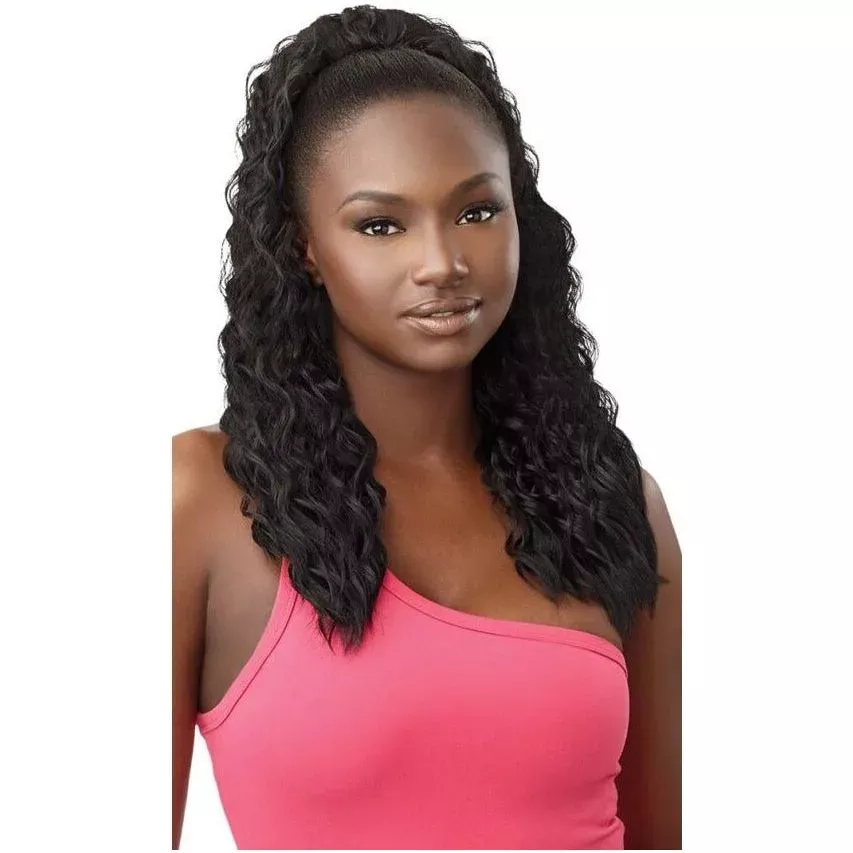 Outre Pretty Quick Synthetic Drawstring Ponytail – Natural Wave 22″
