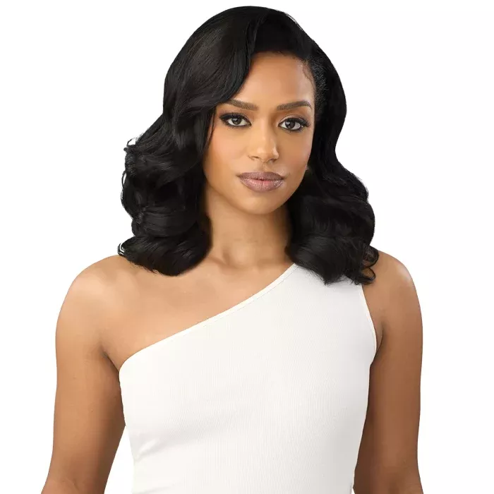 Outre Quick Weave Half Wig -LIVONIA