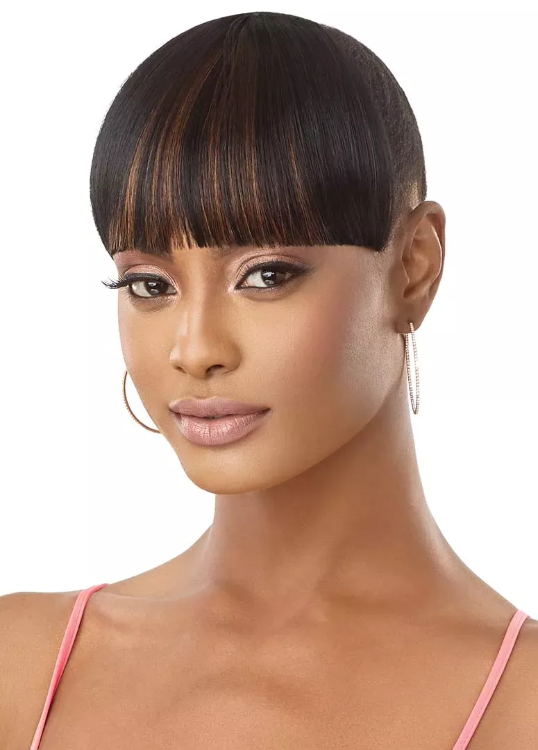 PRETTY QUICK - BANG CLASSIC BLUNT BANG FULL WIG