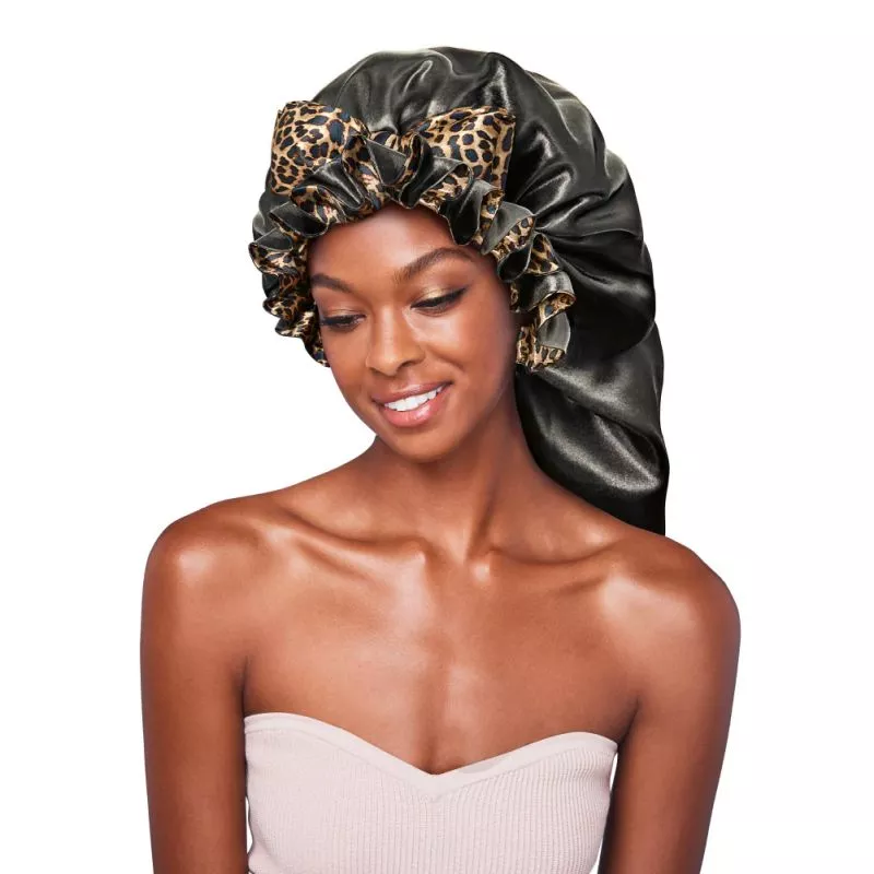 RED BY KISS PREMIUM RUFFLE TIE BONNET REVERSIBLE DOUBLE-LAYERED SATIN BRAID CAP