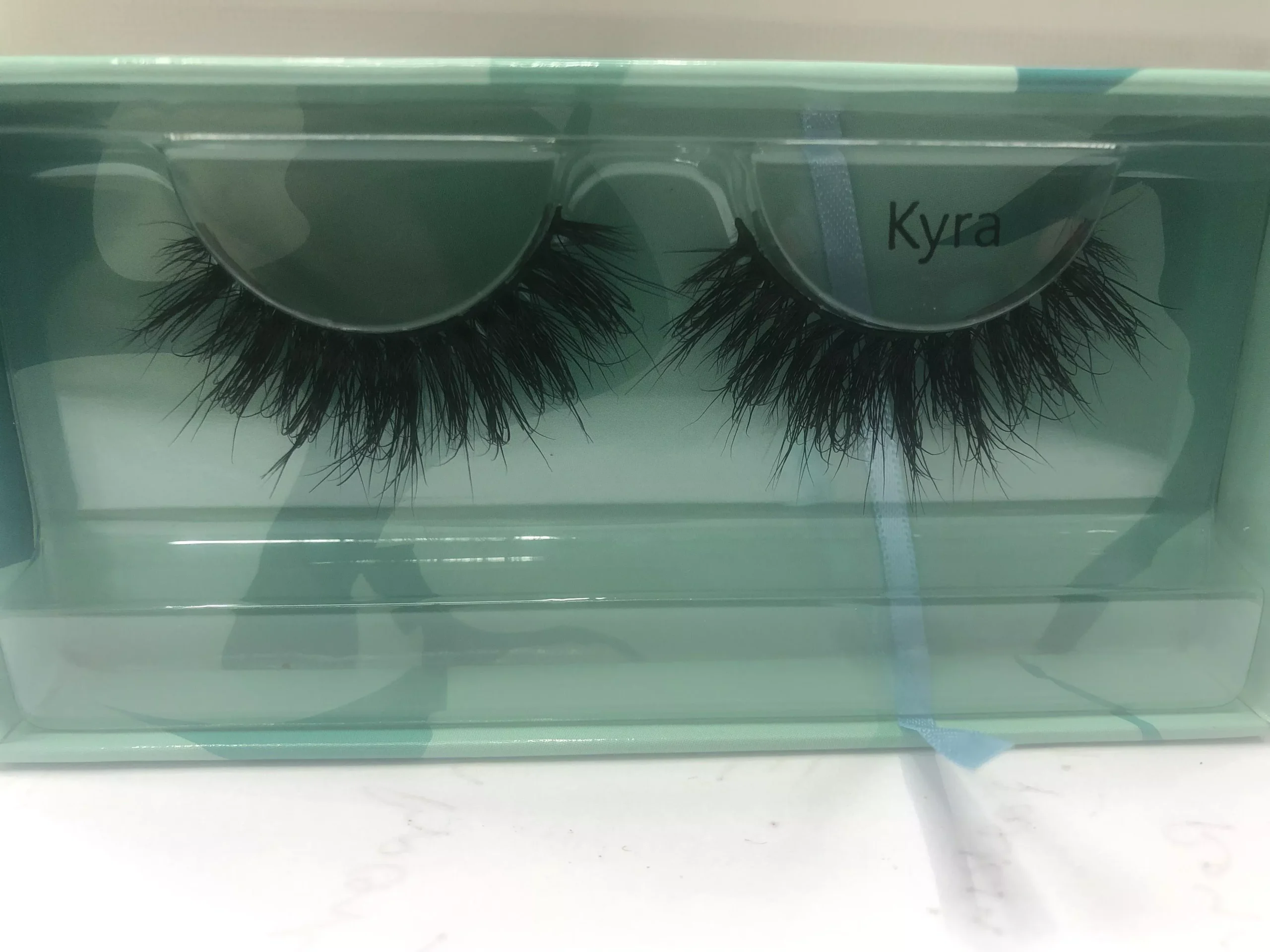 Sandie Lashes – Kyra