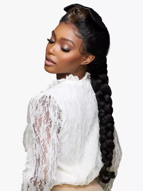 Sensationnel Glamora 13x4 HD Glueless Lace Wig -GLAMORA_CLASSY UNIT 4